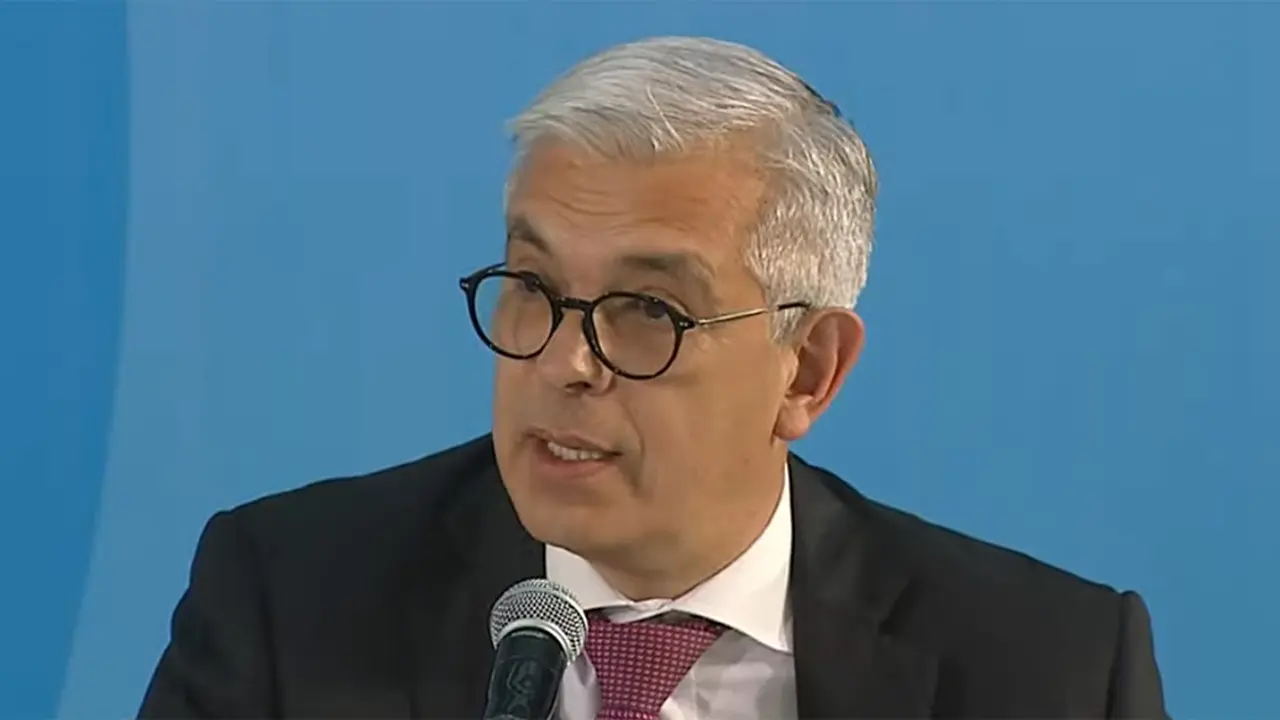 El ministro Julián Domínguez lanzó una dura advertencia a las empresas del sector cárnico.