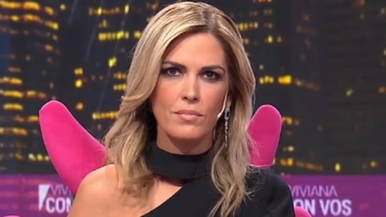 Polémica imagen de Viviana Canosa en la tapa de una revista generó una demanda millonaria de la conductora