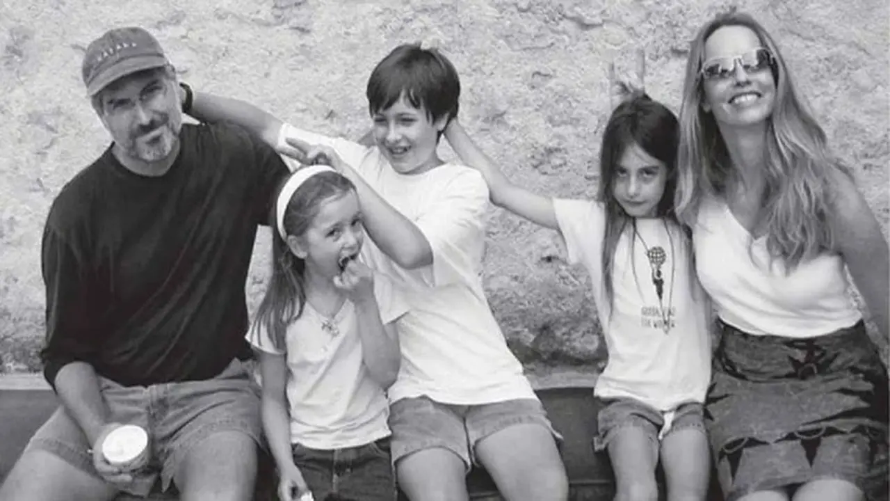 Steve Jobs tuvo cuatro hijos.