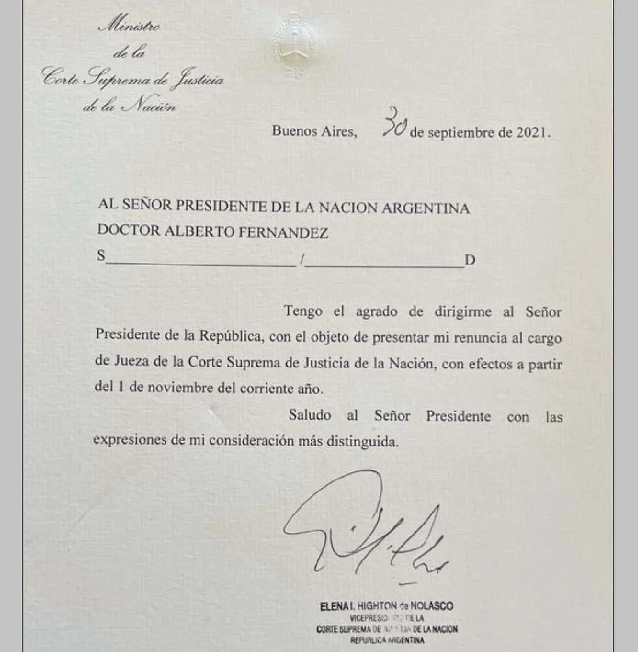 La carta de renuncia de Highton de Nolasco, dirigida al Presidente.