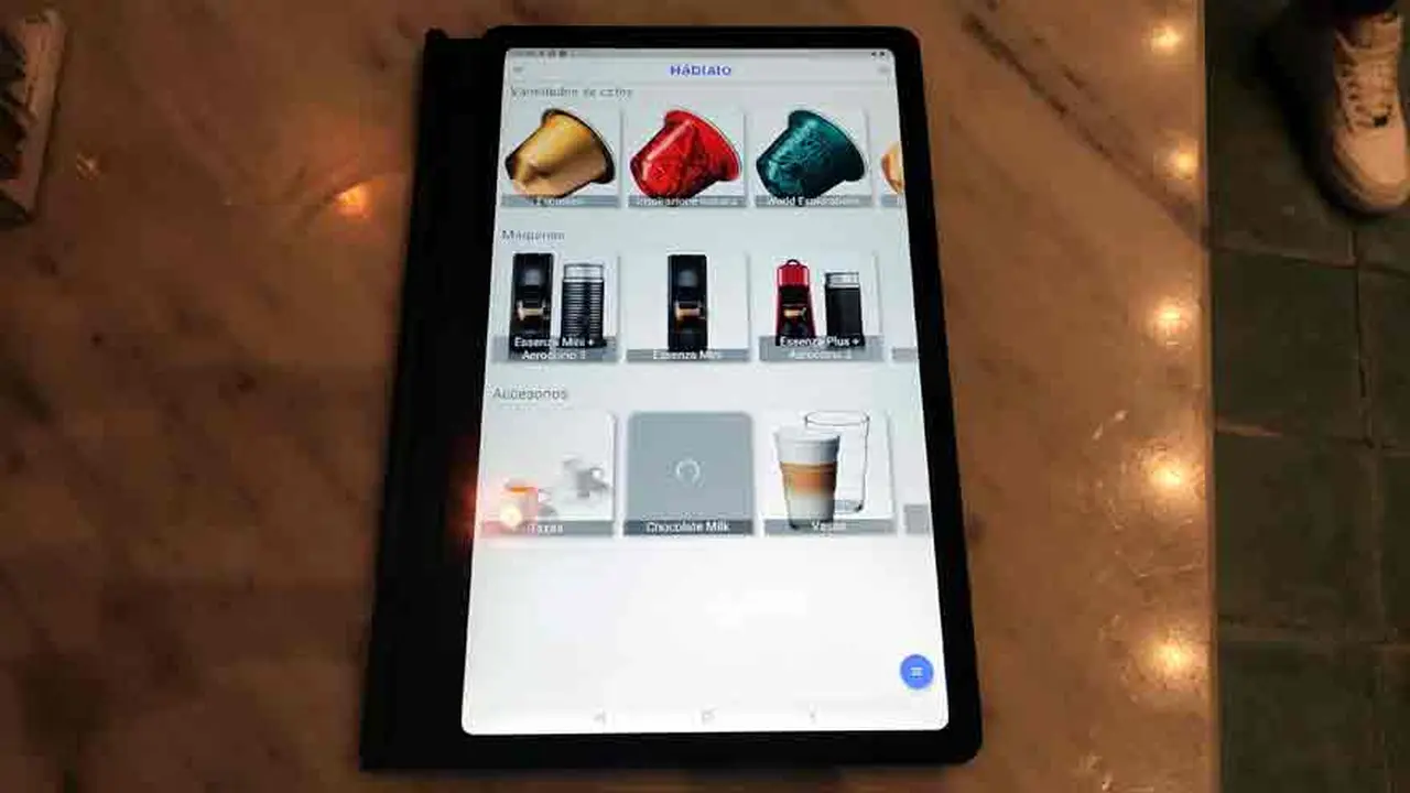 La aplicación incluye la oferta disponible en el local.