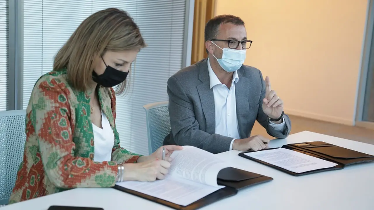 Soledad Acuña y Guido Ipszman_Ministerio de Educación de la Ciudad de Buenos Aires y Salesforce