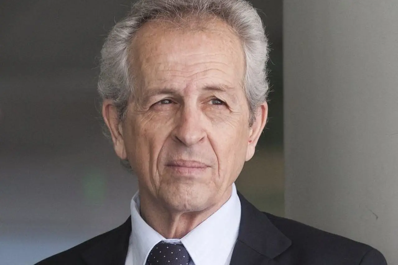 Luis Zamora, precandidato a diputado por Autodeterminación y Libertad
