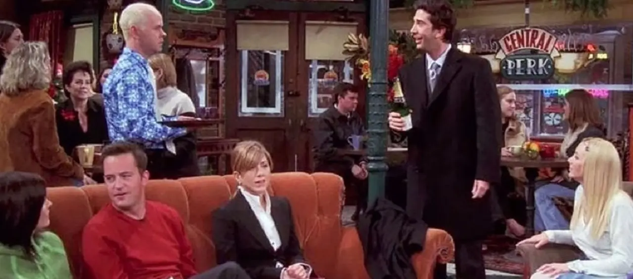 Gunther atendía la cafetería que frecuentaban los protagonistas