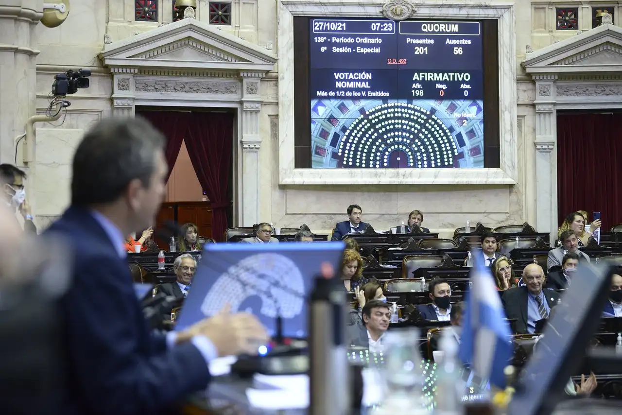 La fractura del bloque peronista en la aprobación del acuerdo con el FMI sienta un precedente de los posibles 
