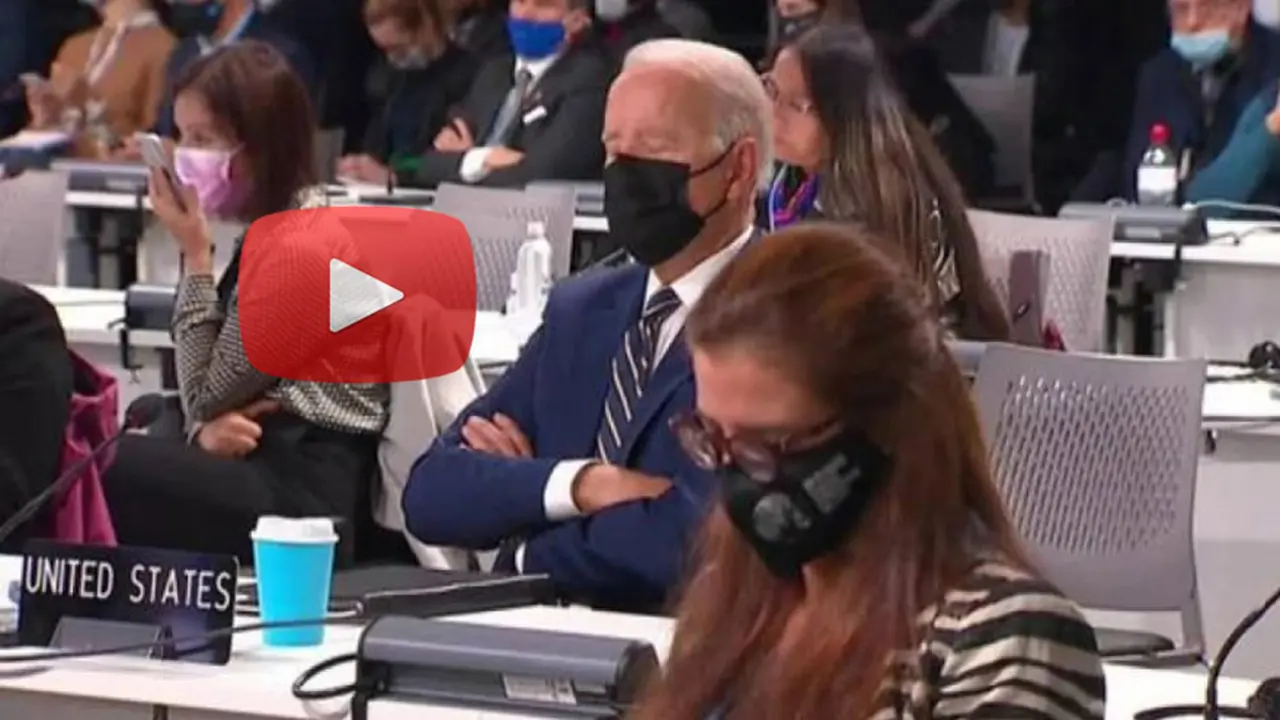 Biden se quedó dormido en plena cumbre por el clima y tuvieron que despertarlo