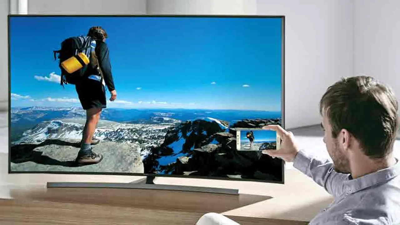 Los Smart TV permiten proyectar los contenidos de los smartphones.