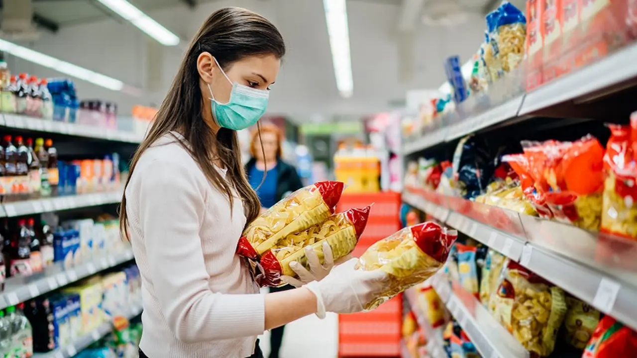 Empresas, contra el impuesto de 3% a productos envasados: alertan que es anti inversión e inflacionario