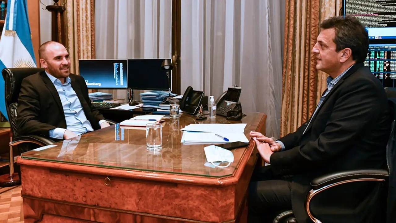 Guzmán se reunió con el presidente de la Cámara de Diputados, Sergio Massa, para tratar de limar las desavenencias internas con el bloque oficialista.