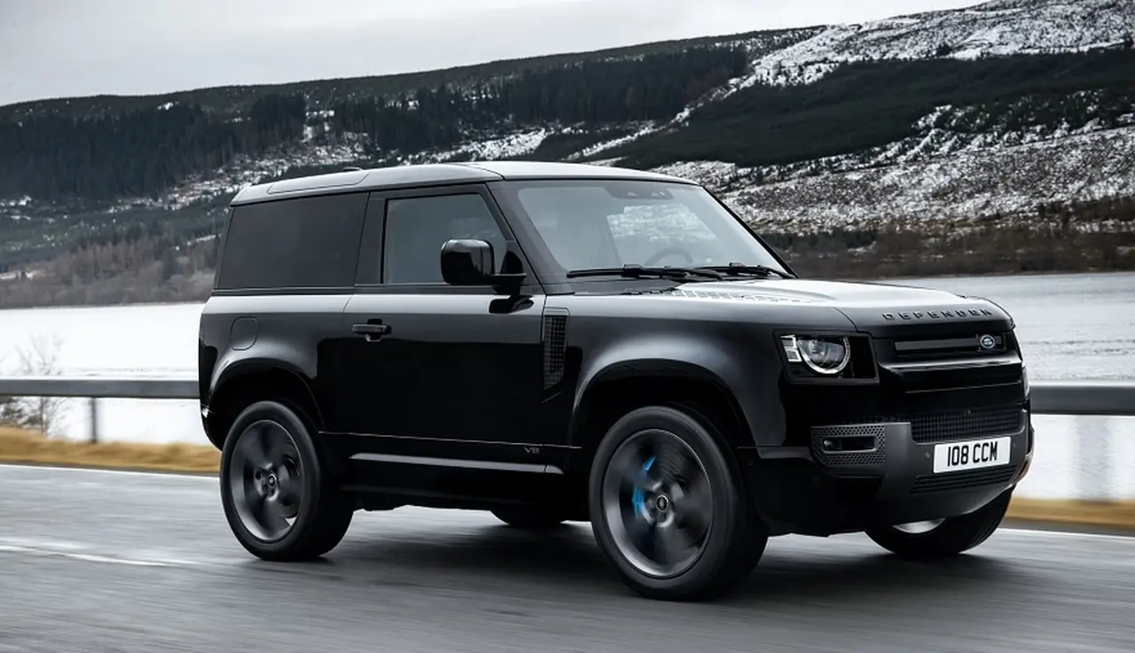 Land Rover New Defender, otro de los planes que se viene postergando.