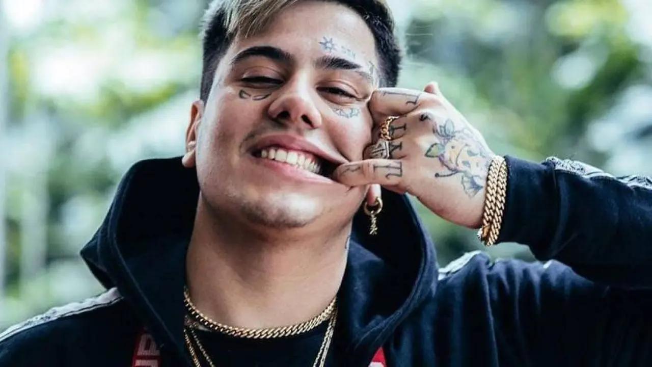 Duki es uno de los artistas que se presentará en el Lollapalooza