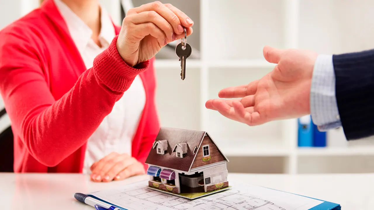 En Argentina los Personal Shopper trabajan en las inmobiliarias y su servicio está ya incluido en la comisión