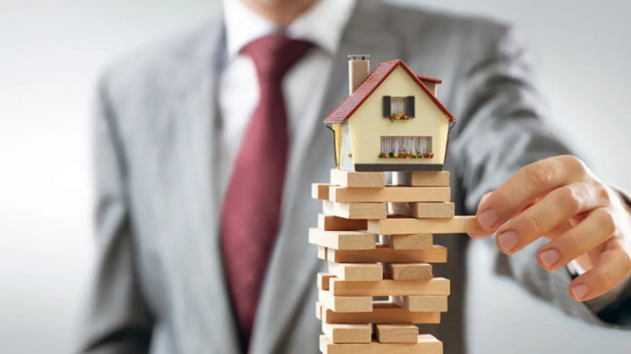 Las inmobiliarias vuelven a sentir el efecto negativo de la incertidumbre que genera el tipo de cambio.
