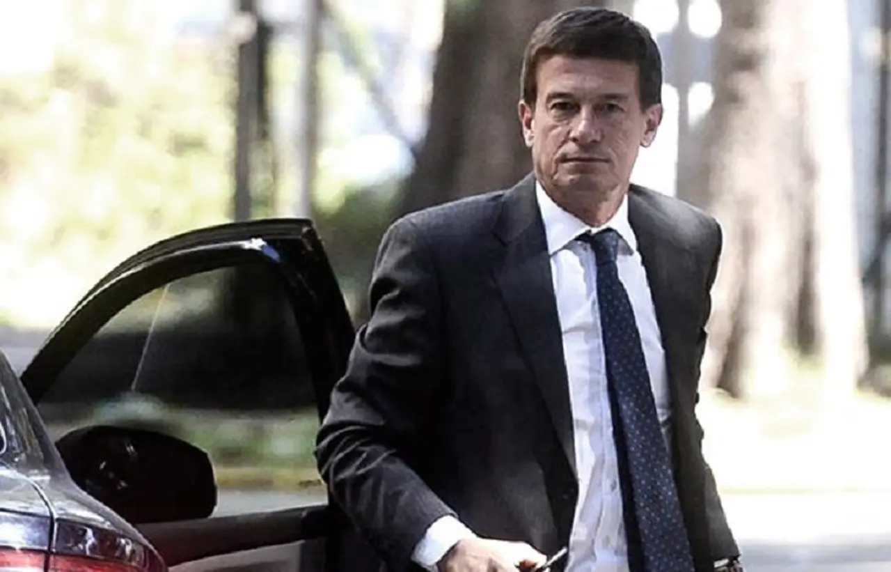 El juez federal Julián Ercolini autorizó al ex presidente Mauricio Macri a que viaje nuevamente al exterior entre el 25 de marzo y el 9 de abril 