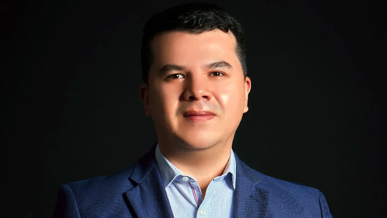 Andrés Mendoza: 