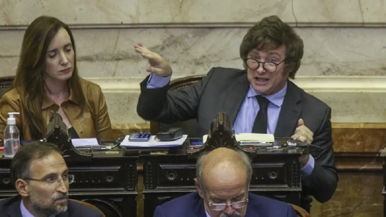 Lleva cinco meses en la banca y todavía no presentó ningún proyecto propio