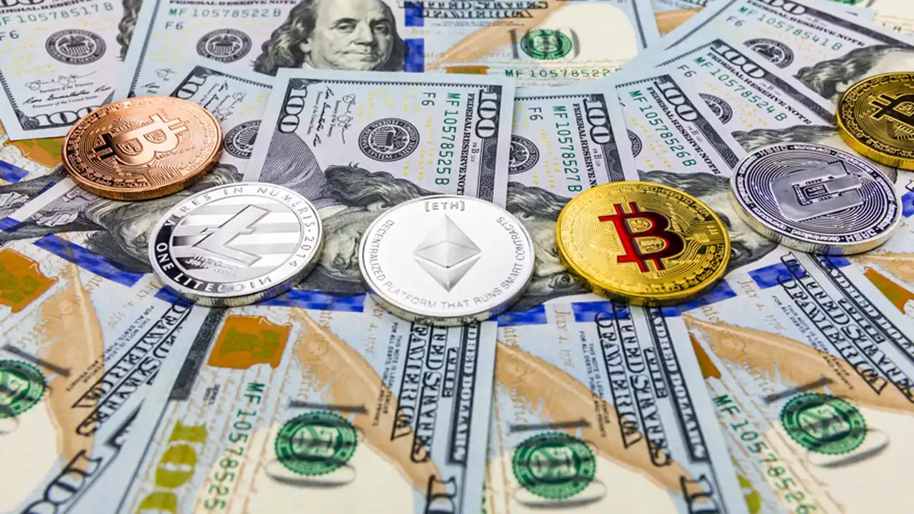 "Preparate para perder todo tu dinero": la dura advertencia de un banquero central a quienes invirtieron en criptomonedas