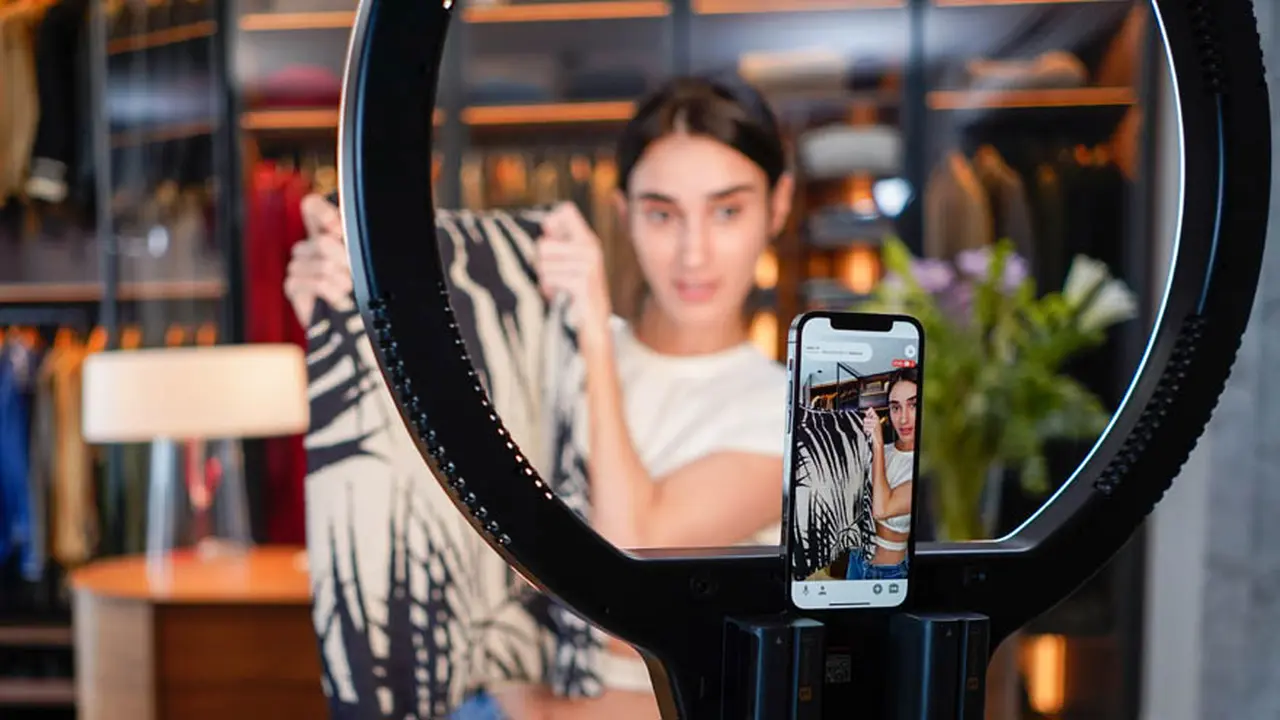 El live shopping ofrece una oportunidad para atraer nuevos perfiles de clientes, más jóvenes y conectados a las nuevas tecnologías.