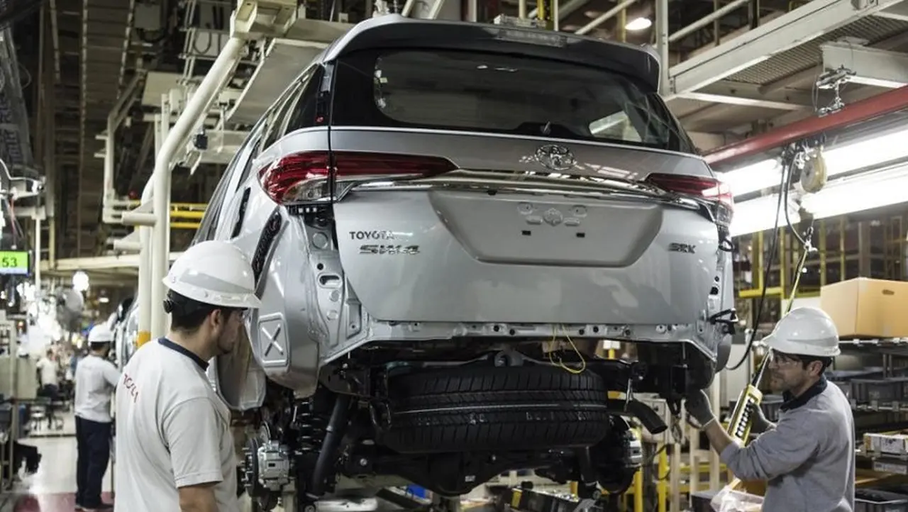 En 2005, Toyota arrancó la producción del SUV SW4.