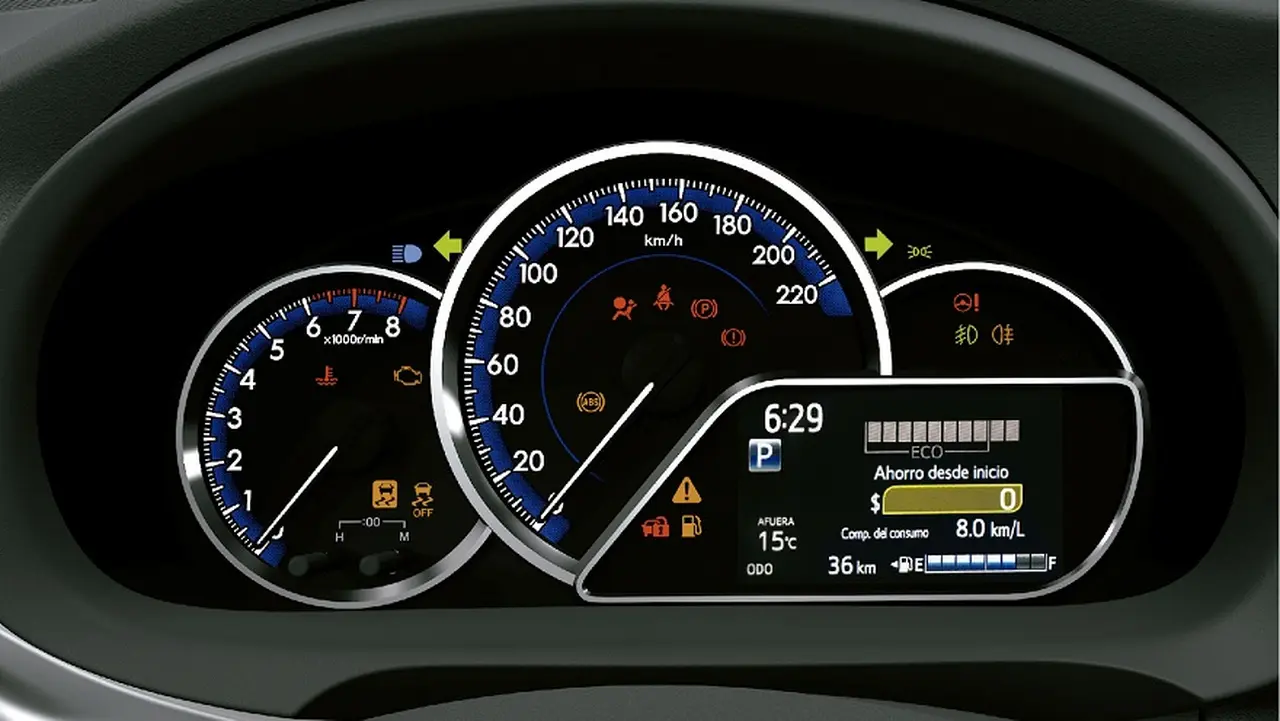 El tablero del Toyota Yaris, con toda la información 