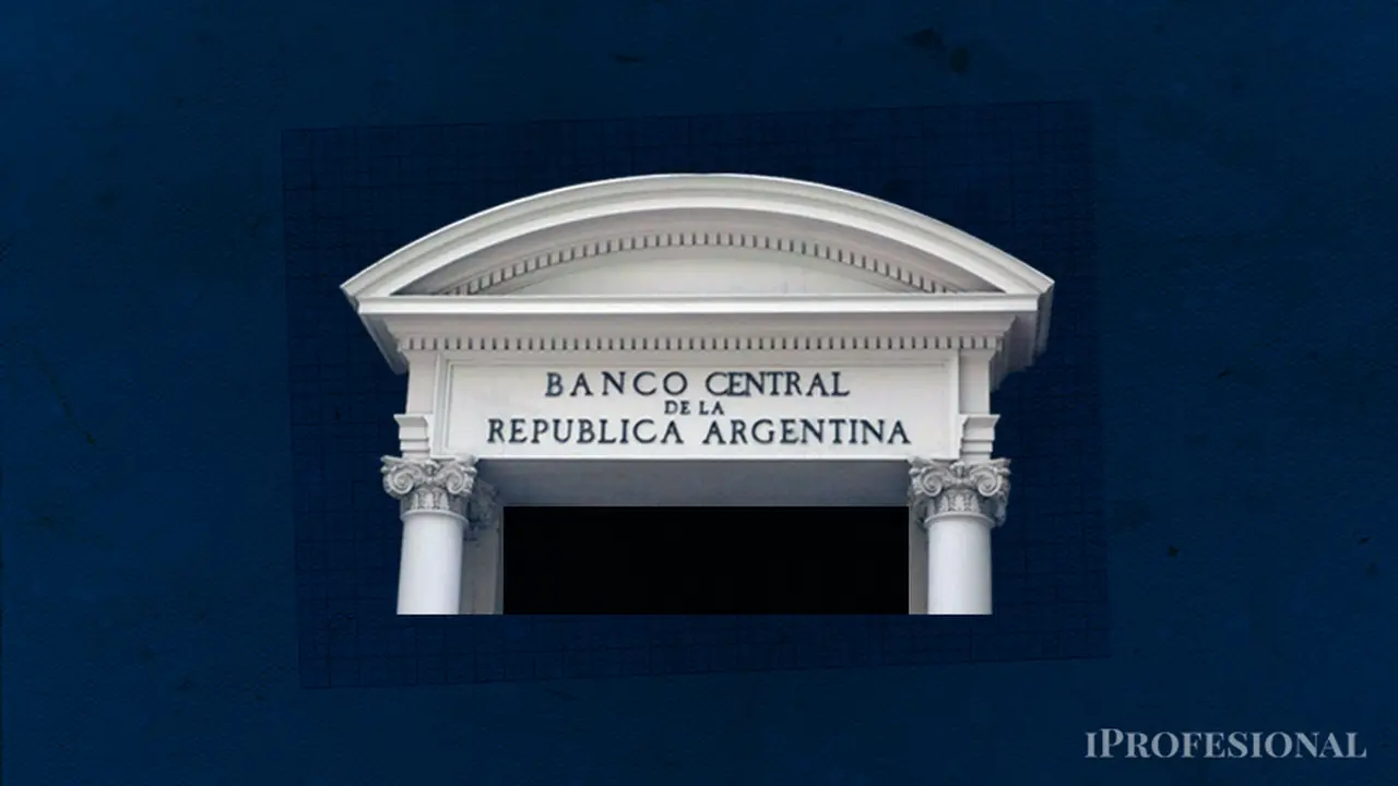 El BCRA busca mejorar el conocimiento de quienes tienen cuentas en el exterior. 
