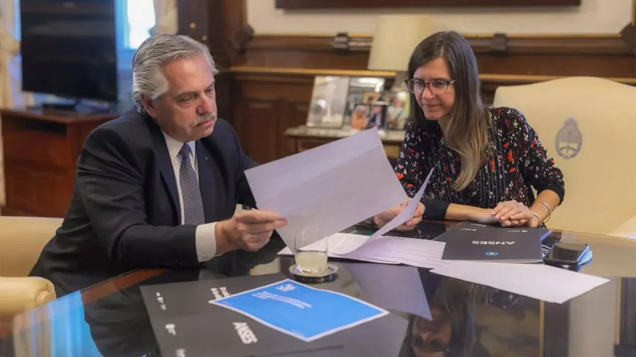 "Seguros Gate": cómo se desató la estafa al Estado que complica cada vez más a Alberto Fernández