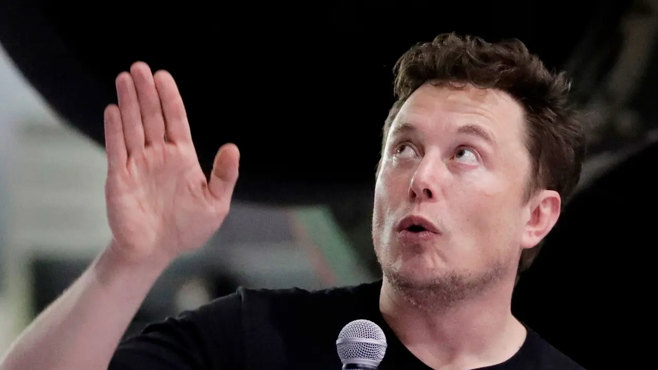 Elon Musk tiene un plan para colonizar Marte en 20 años