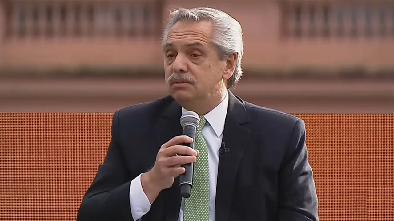 Alberto Fernández criticó