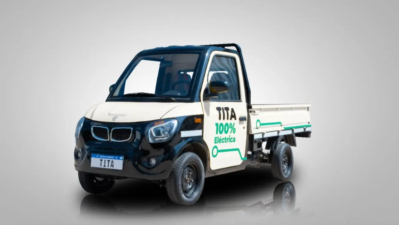 Tita, la camioneta eléctrica.