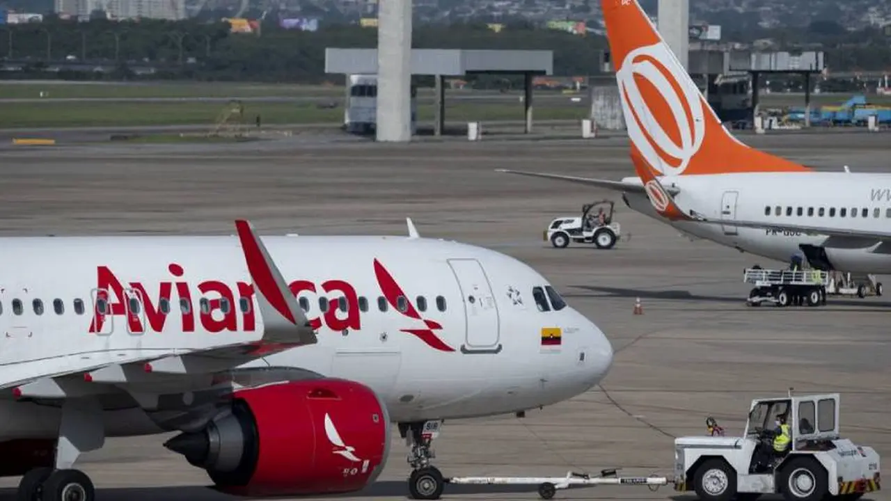 Avianca es una de las empresas que aplicó cambios a su esquema de vuelos por el paro.