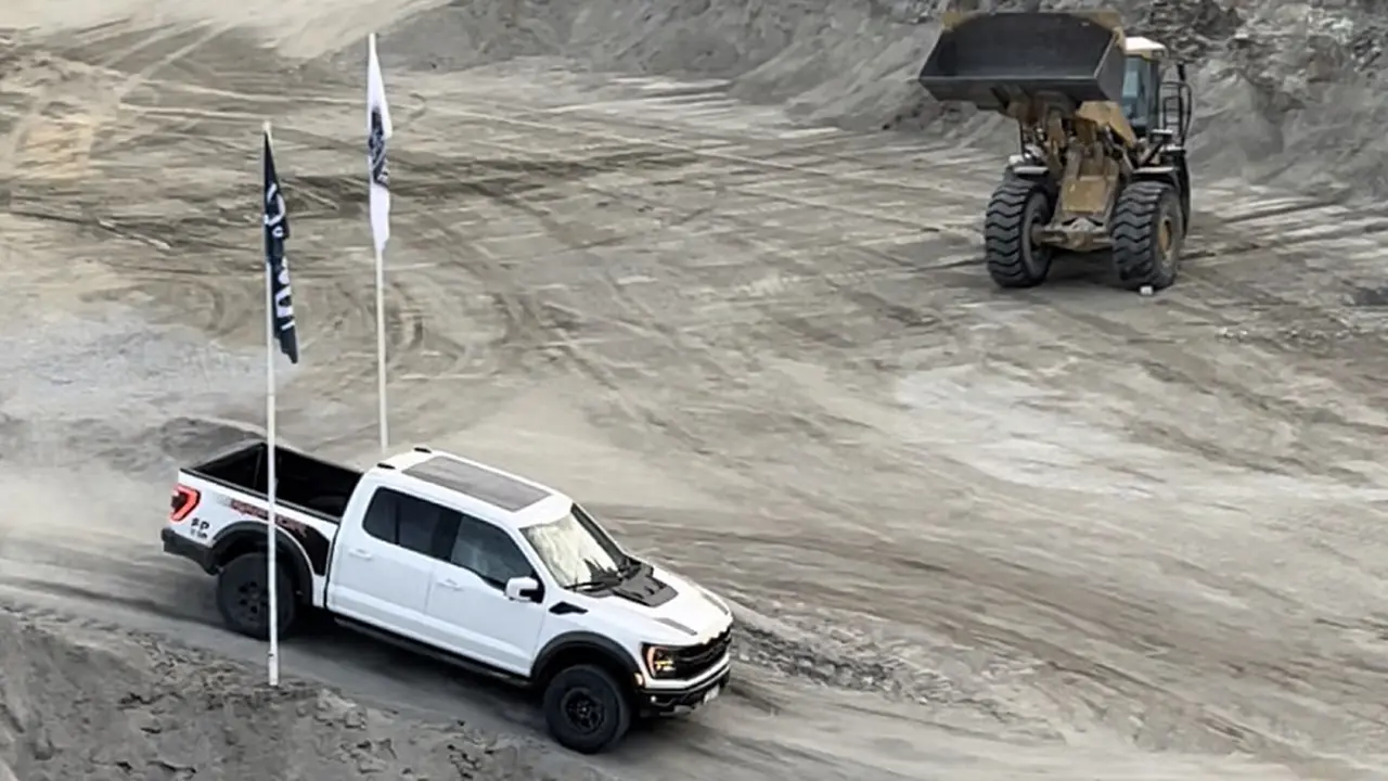 Prueba de ascensos y descensos con la F150 Raptor.