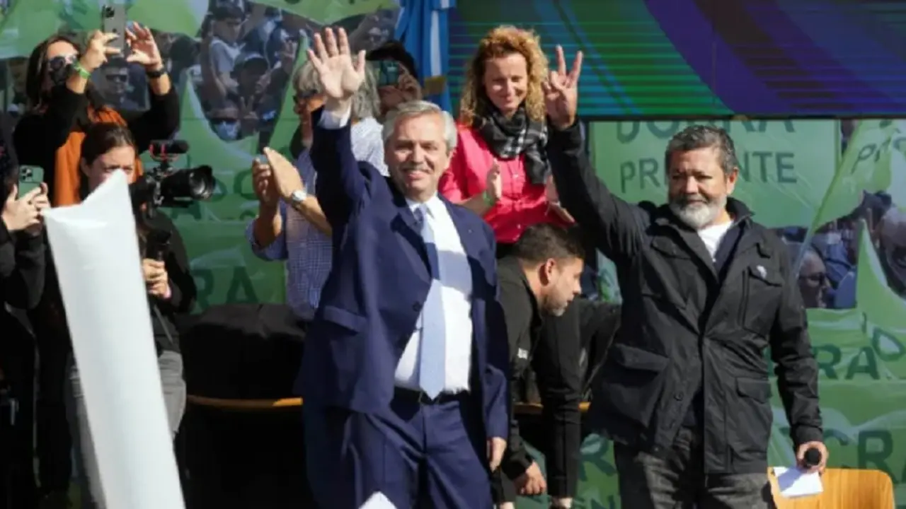 El Presidente estuvo presente en el acto de la UOCRA en Esteban Echeverría
