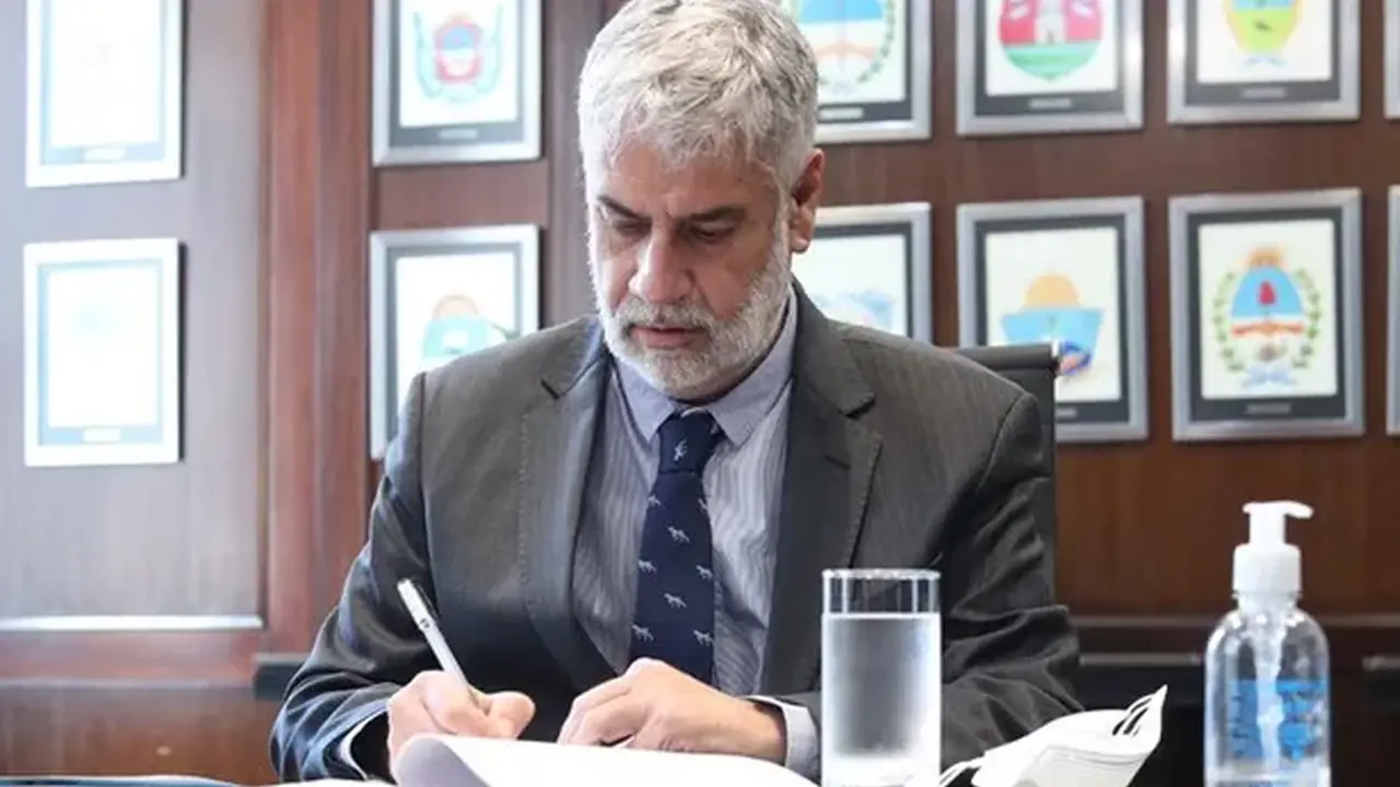 Antes de renunciar, Feletti hizo un millonario giro de fondos del fideicomiso de harina a Molino Cañuelas 