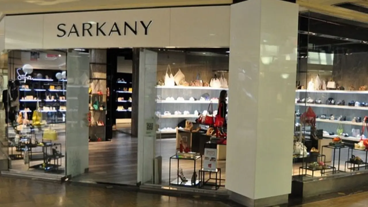 Cómo comprar zapatos muy baratos en el outlet de Ricky Sarkany