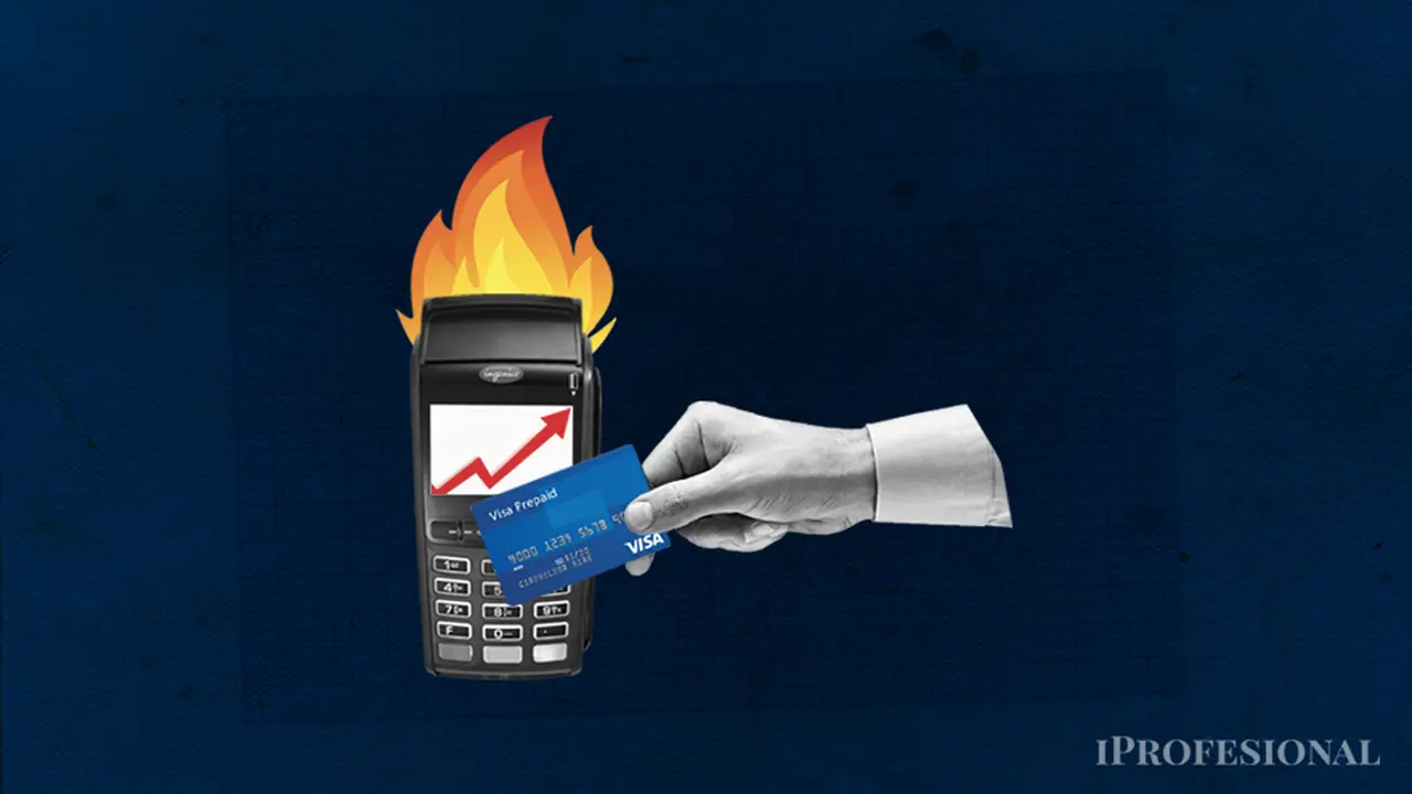 Tarjetas de crédito: sube el costo de financiamiento en noviembre, ¿de cuánto será?