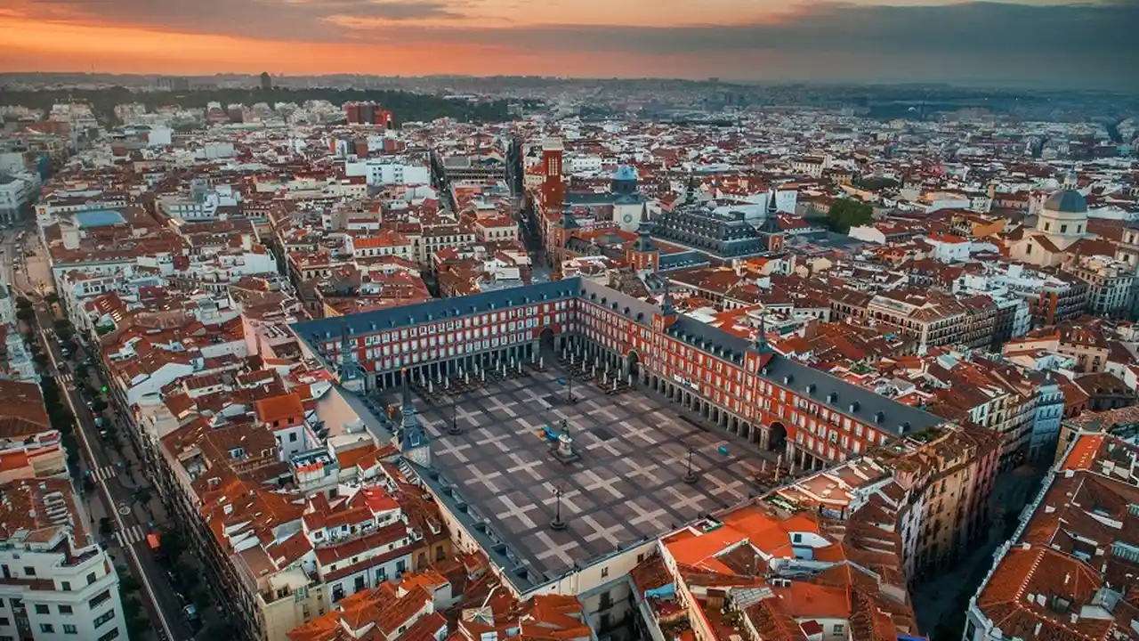 Una persona que viva sola en Madrid gasta cerca de 1.600 euros al mes