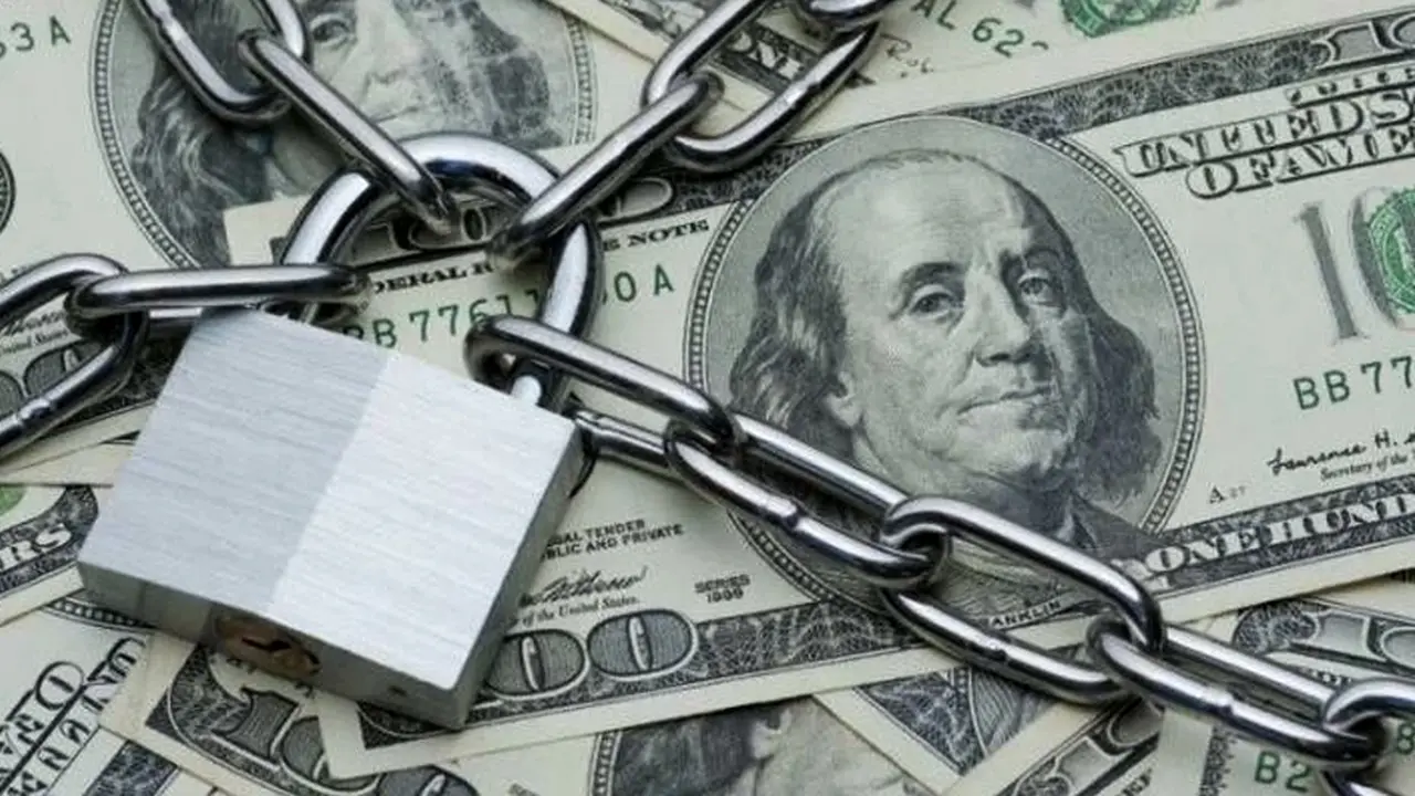 El BCRA reforzó las trabas de acceso al dólar para importadores. 
