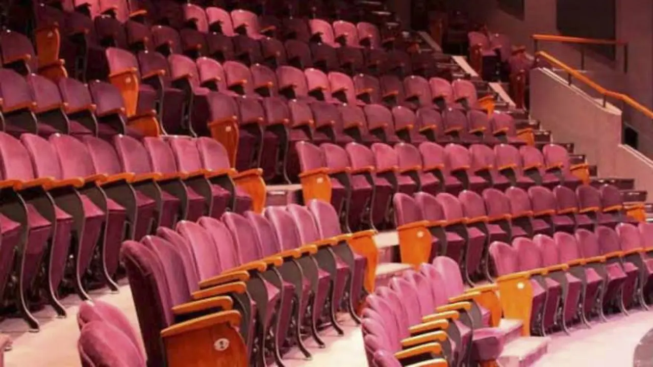 Gremio cerró suba de sueldo: de cuánto será el básico de empleados de teatros Gran Rex, Broadway y Metropolitan