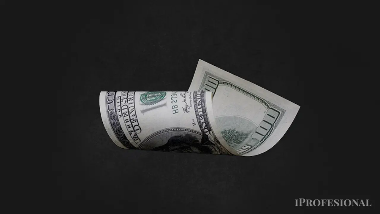 El dólar oficial es el valor que establece el gobierno aunque se encuentra lejos de su 