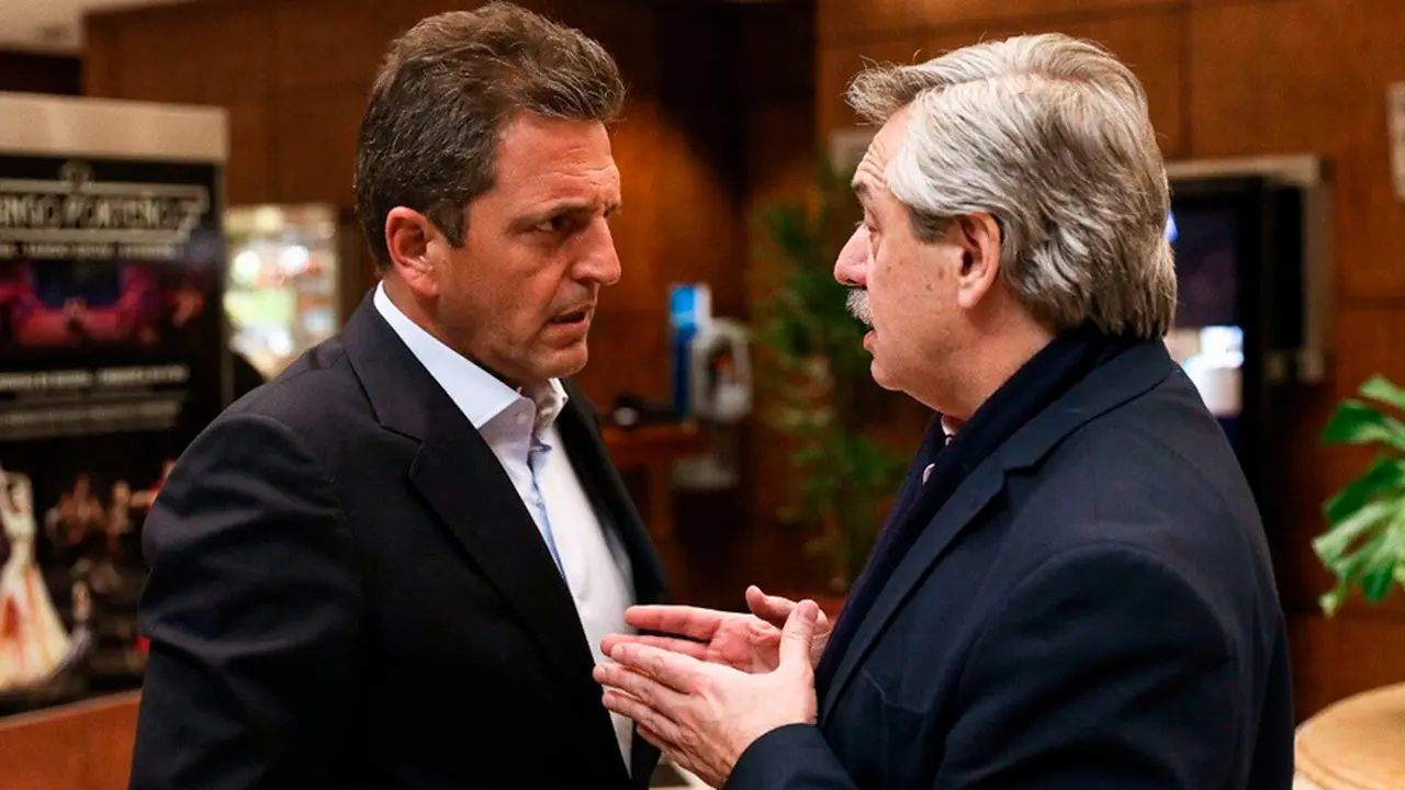 Reservas, déficit fiscal, ingreso y planes sociales, los cuatro pilares del "Plan Massa"