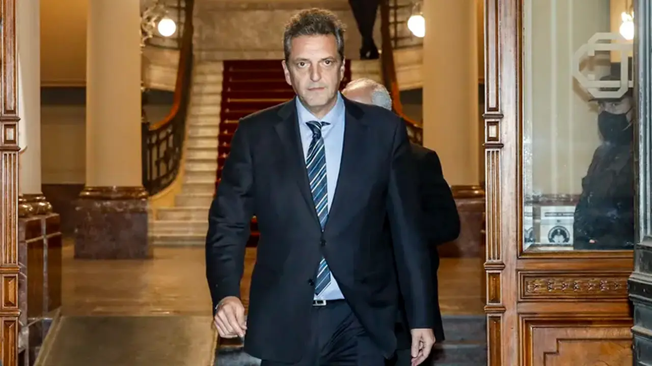 Alivio fiscal y generación de divisas, los dos ejes de la gestión de Massa