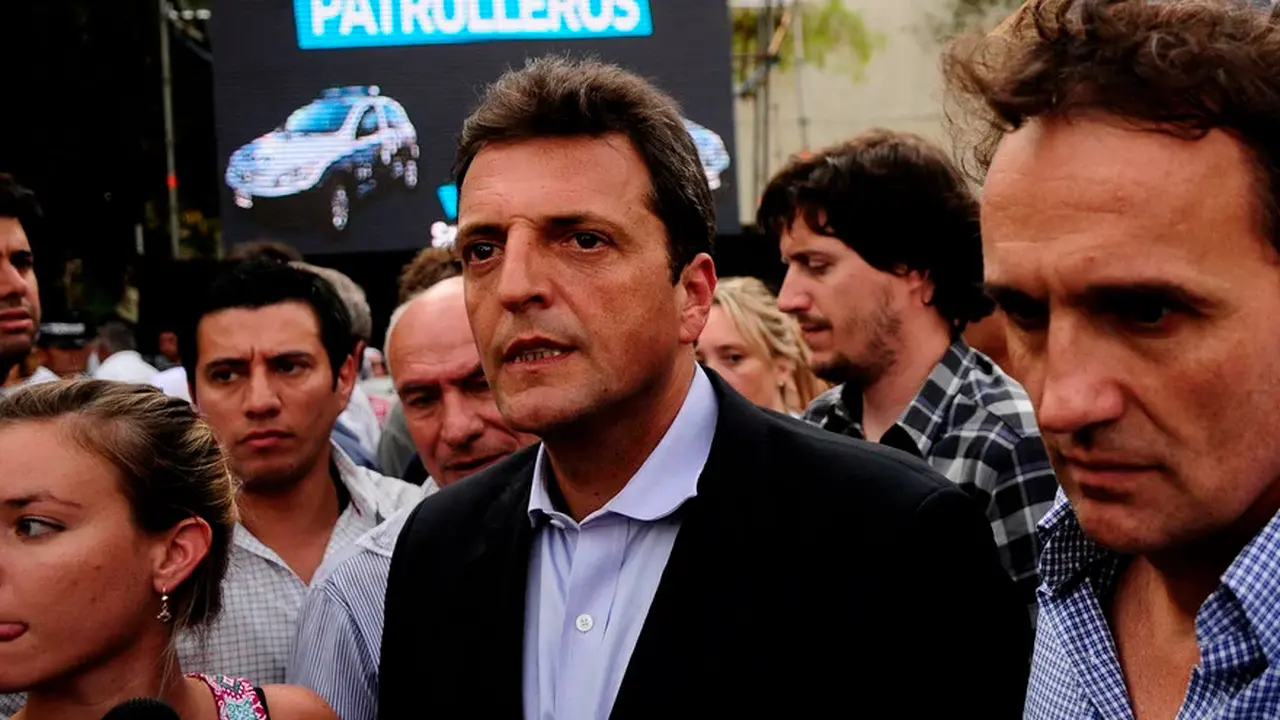 Reservas, déficit fiscal, ingreso y planes sociales, los cuatro pilares del 
