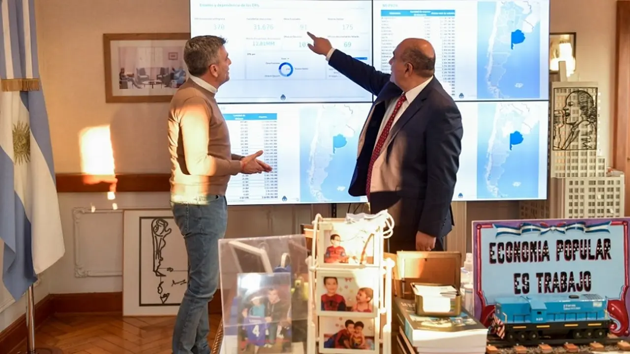 Zabaleta reunido con el Jefe de Gabinete, Juan Manzur