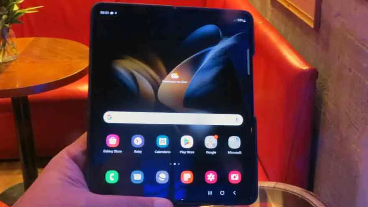 Samsung Galaxy Z Fold 4.