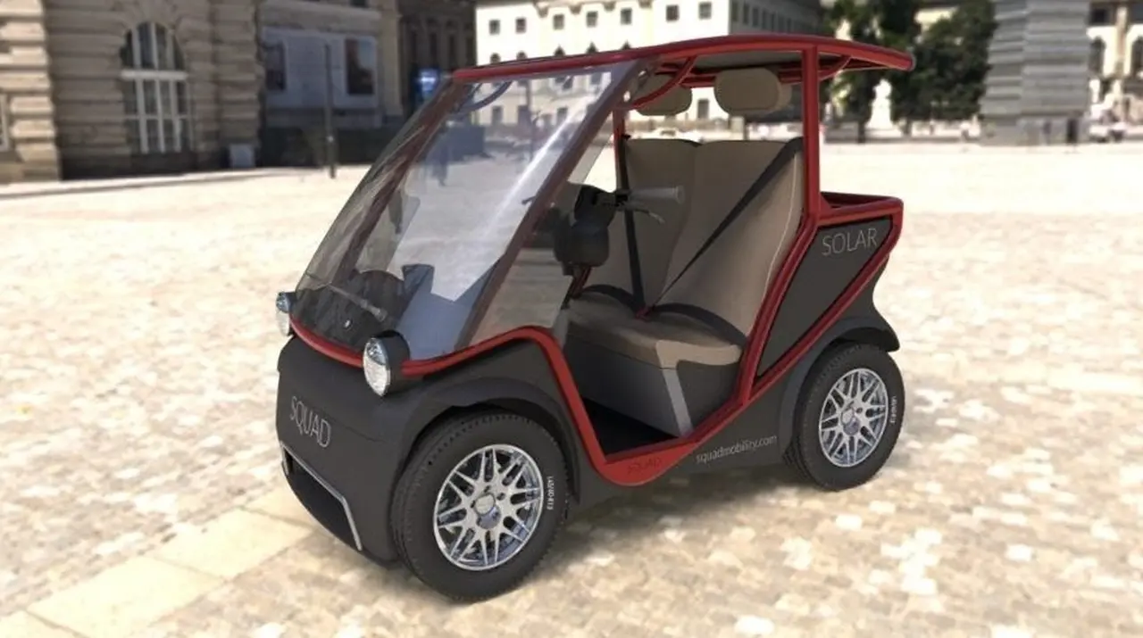 Squad, un auto eléctrico con techo solar.