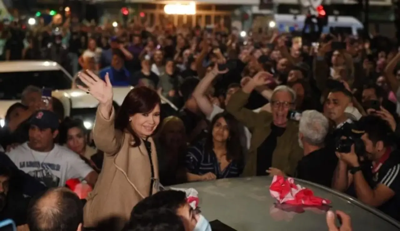 La situación judicial de Cristina Kirchner la ubicó en el centro de la escena política y le quitó protagonismo a la gestión de Alberto Fernández
