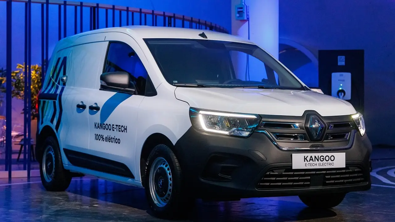 Kangoo E-Tech, el utilitario chico se renueva.