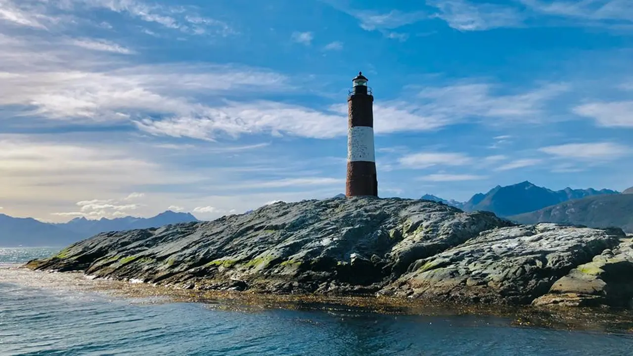 Navegar por el Canal de Beagle es uno de los imperdibles para hacer un Ushuaia