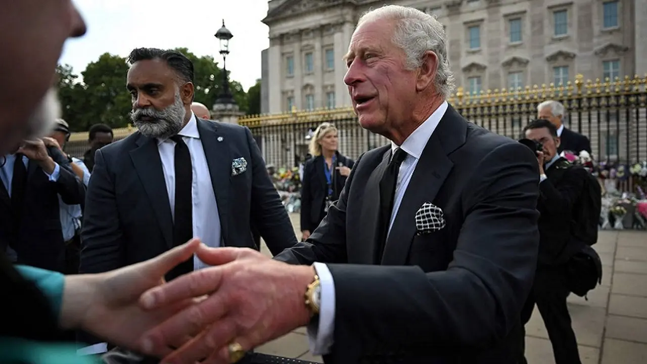 El nuevo rey Carlos III dio su primer discurso tras la muerte de Isabel II: "Defenderé con el corazón a esta Nación"