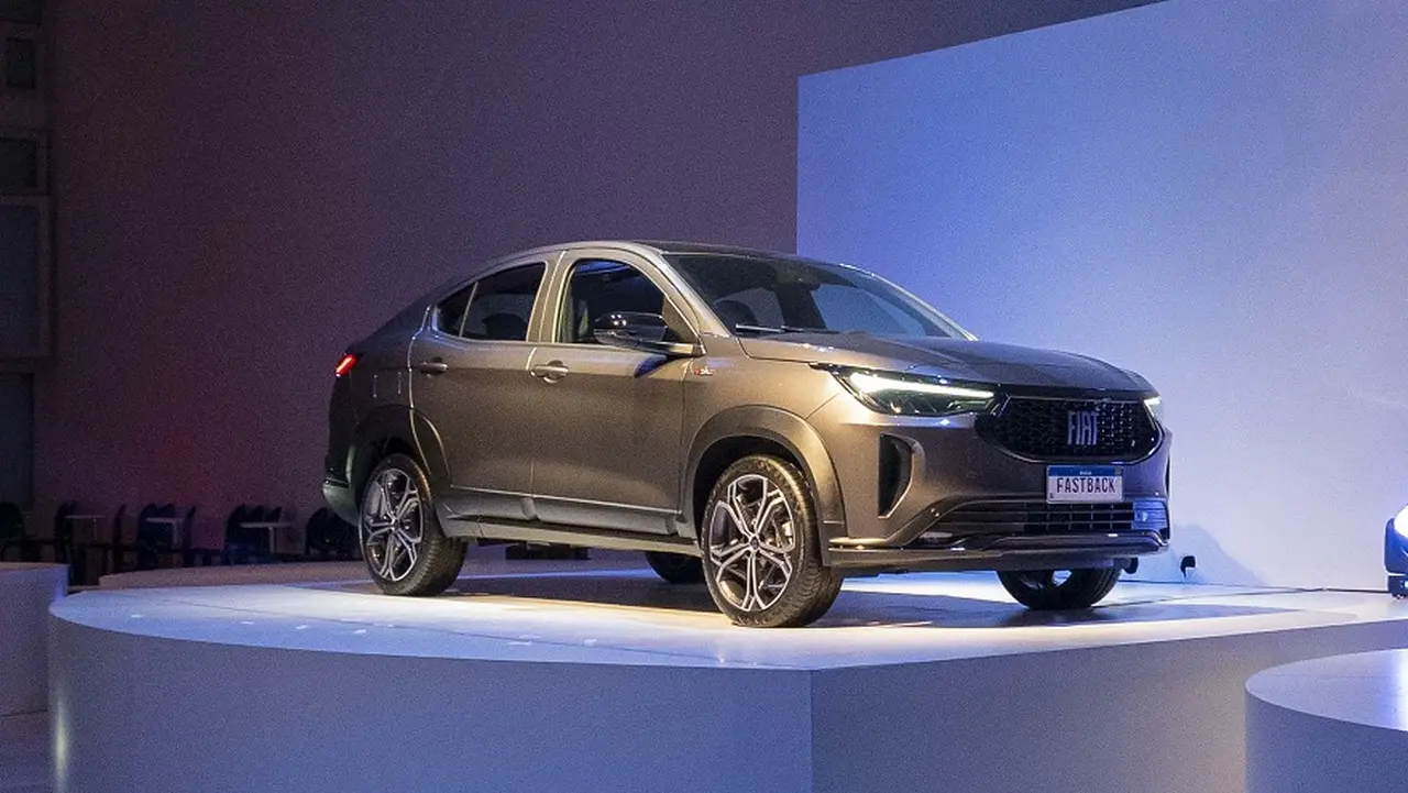 El Fiat Fastback llegará al mercado en 2023.